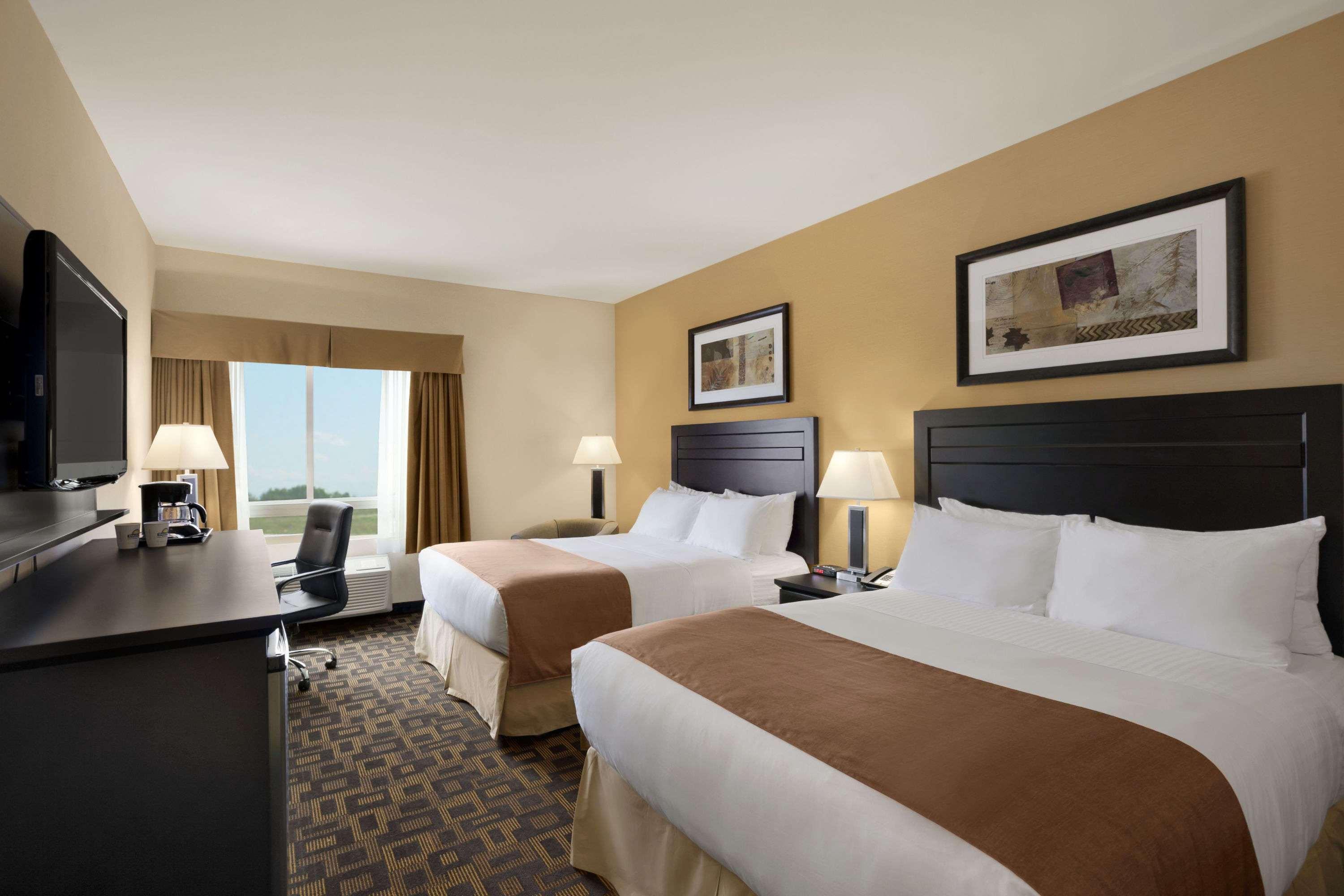 Days Inn & Suites By Wyndham Winnipeg Airport Manitoba מראה חיצוני תמונה
